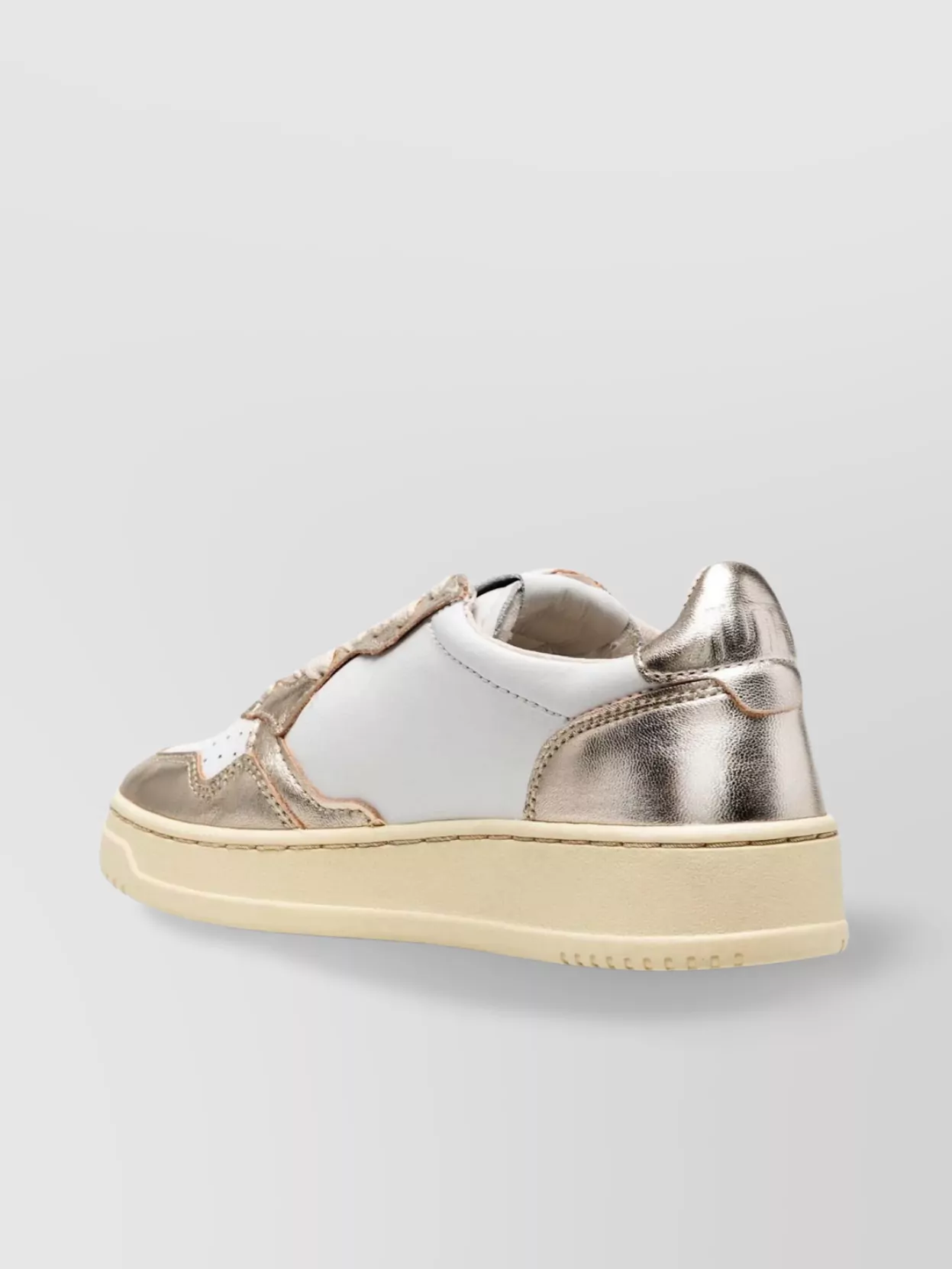 Autry   Champion low-top metallic toe sneakers