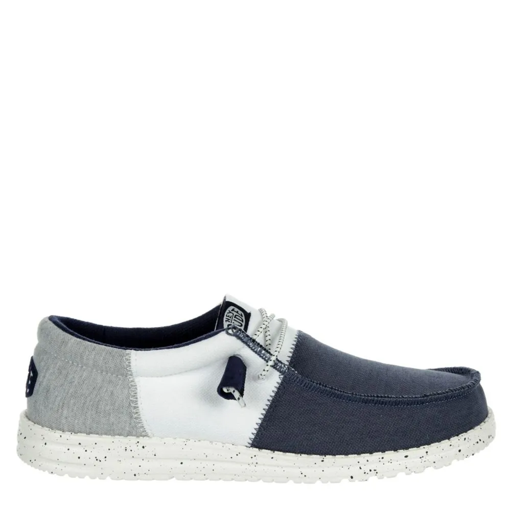 HEYDUDE  MENS WALLY TRI-VARSITY SLIP ON SNEAKER