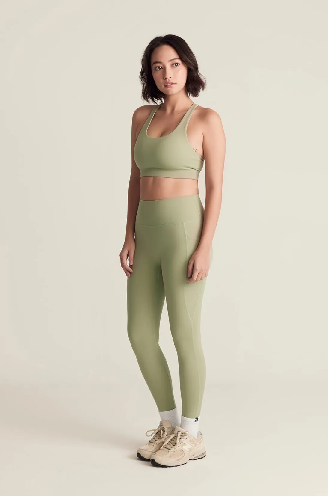 Pocket Leggings (Full 24) in Matcha Latte