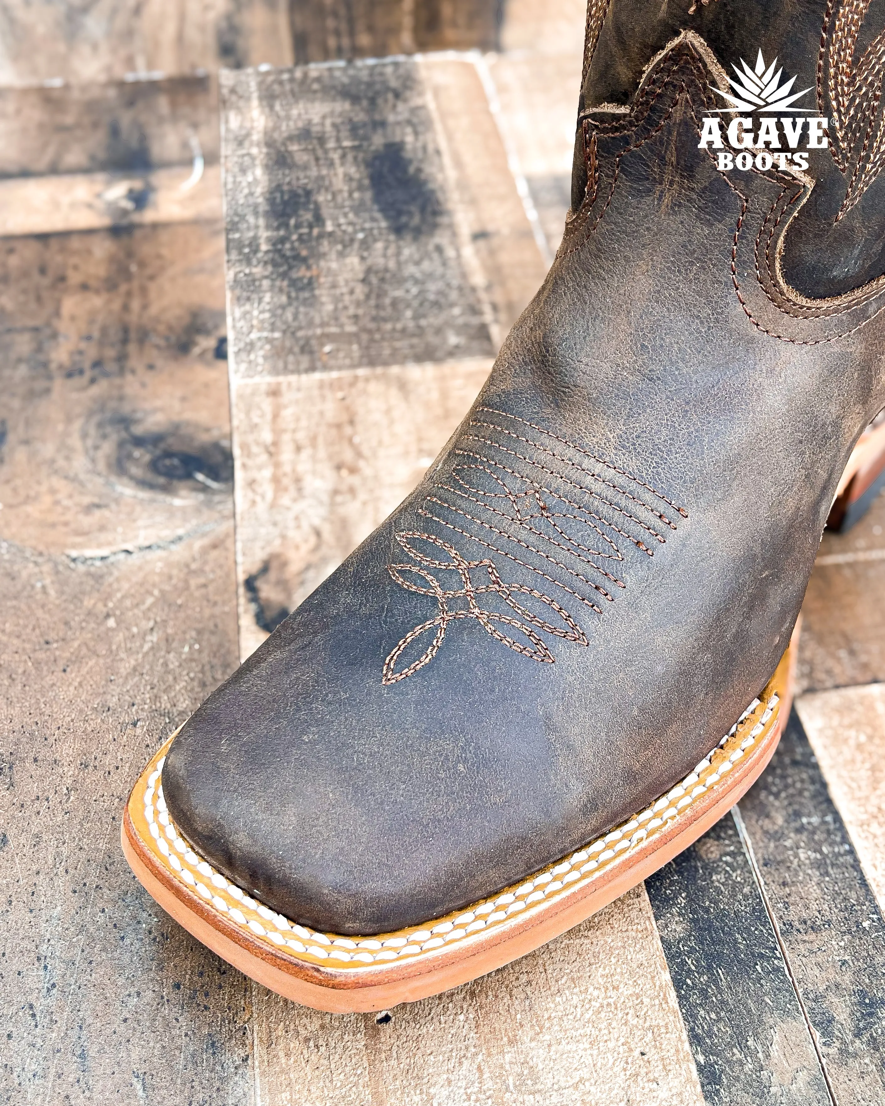 RUSTIC BROWN | MEN SQUARE TOE COWBOY BOOTS